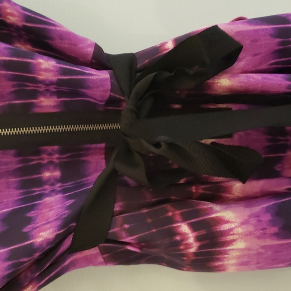 Silk dress with pockets - Picture 3 of 5